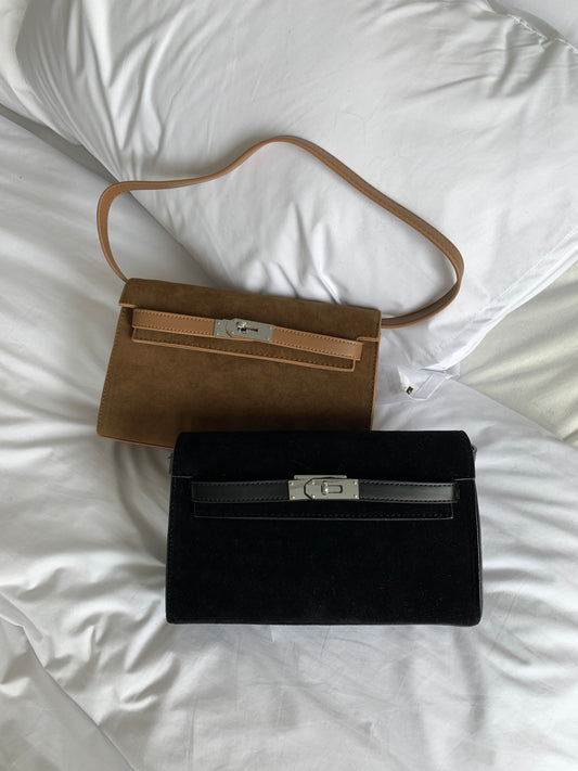 [Rêverit] - Buckle Clutch Shoulder Bag (2 Colours) image 1