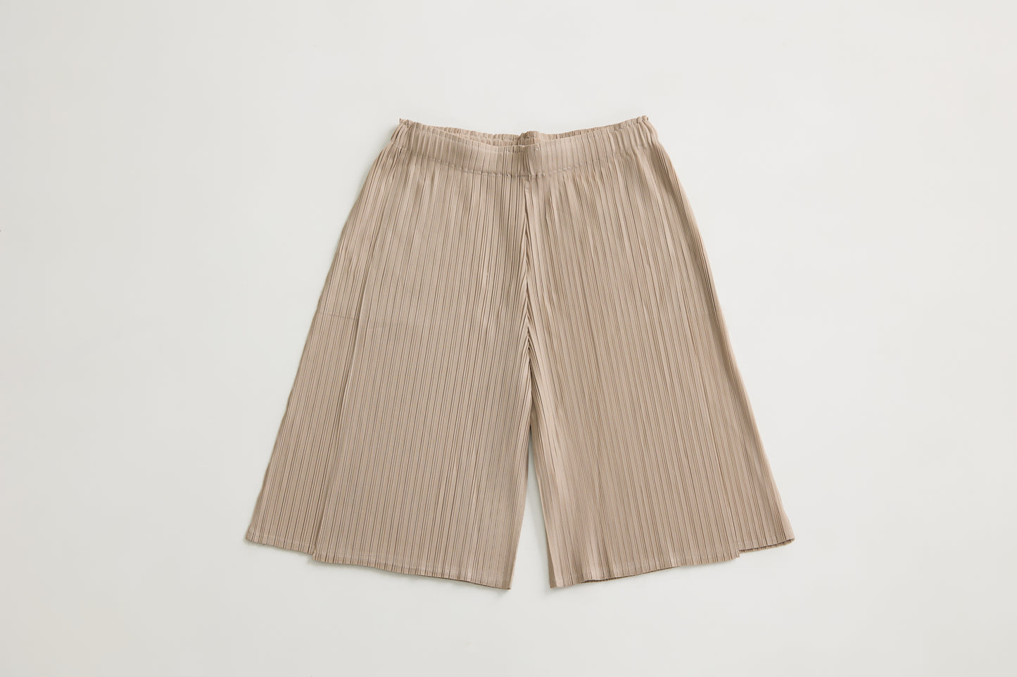 [Rêverit] Maison Pleats 008 (Black/Beige)