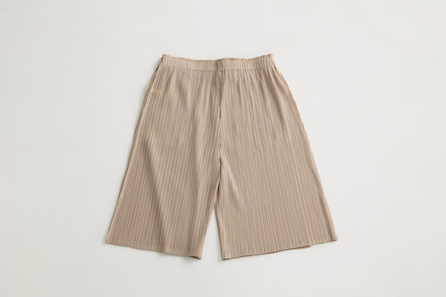 [Rêverit] Maison Pleats 008 (Black/Beige)