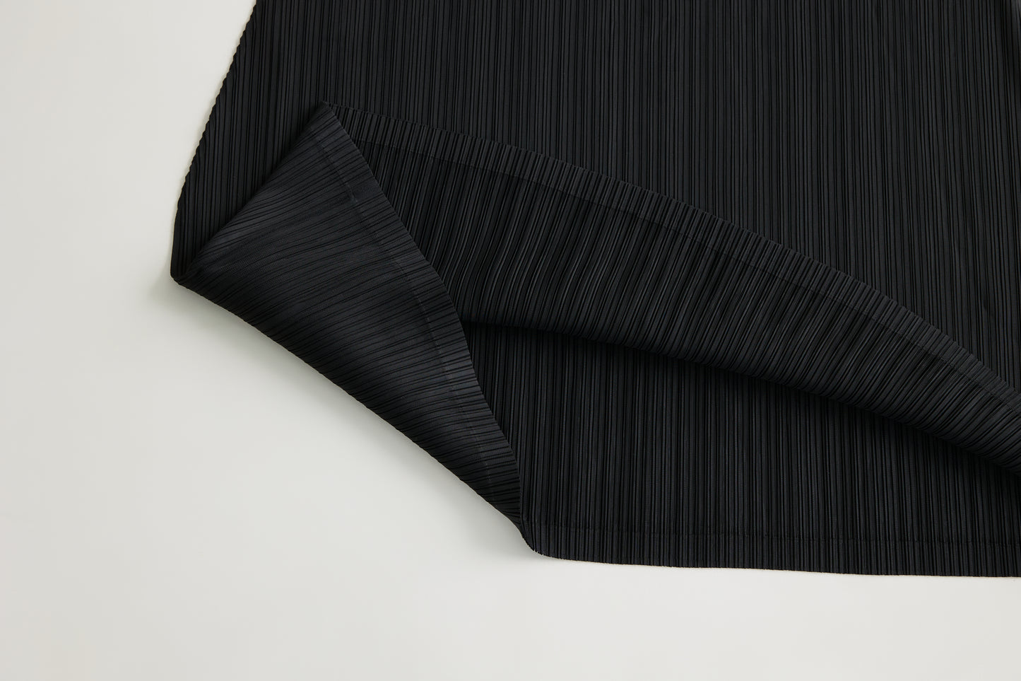 [Rêverit] Maison Pleats 009 (Black)