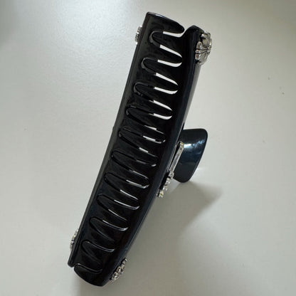 Edgy Black Claw Clip with Silver Cross Motifs – Gothic Hair Accessory (Black)