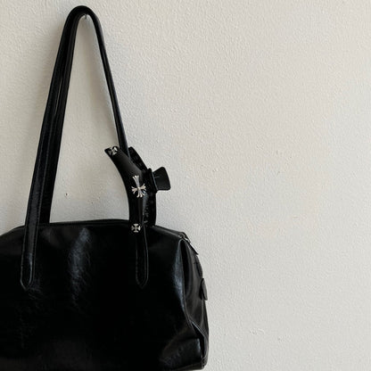 Edgy Black Claw Clip with Silver Cross Motifs – Gothic Hair Accessory (Black)