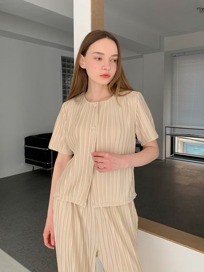 [Rêverit] Pleated Two-Piece Set (2 Colours)