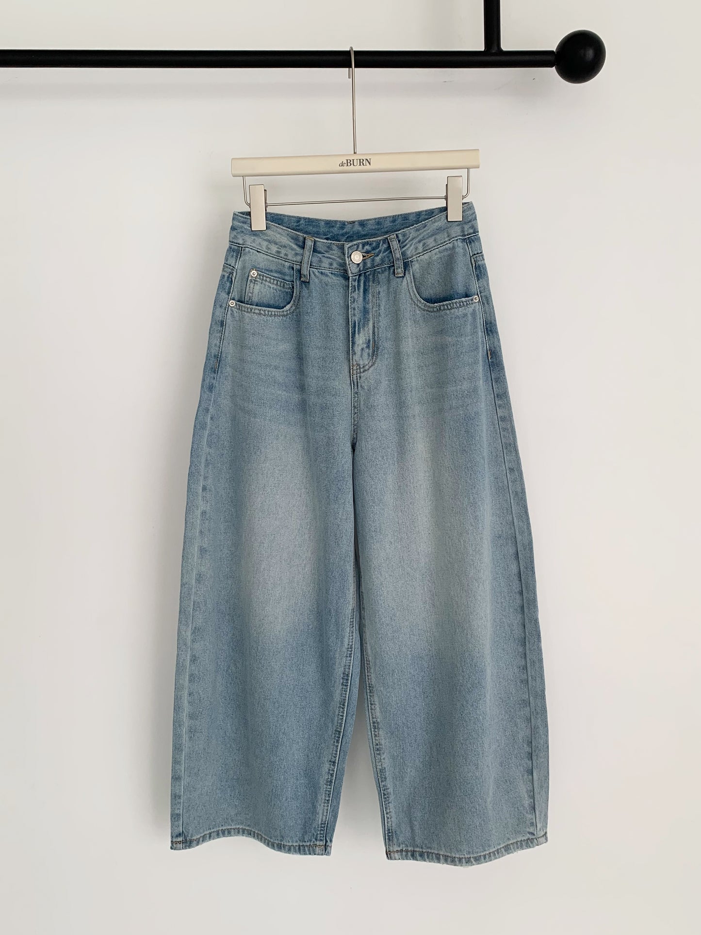 [Rêverit] Tapered Ankle-Crop Light Denim Jeans
