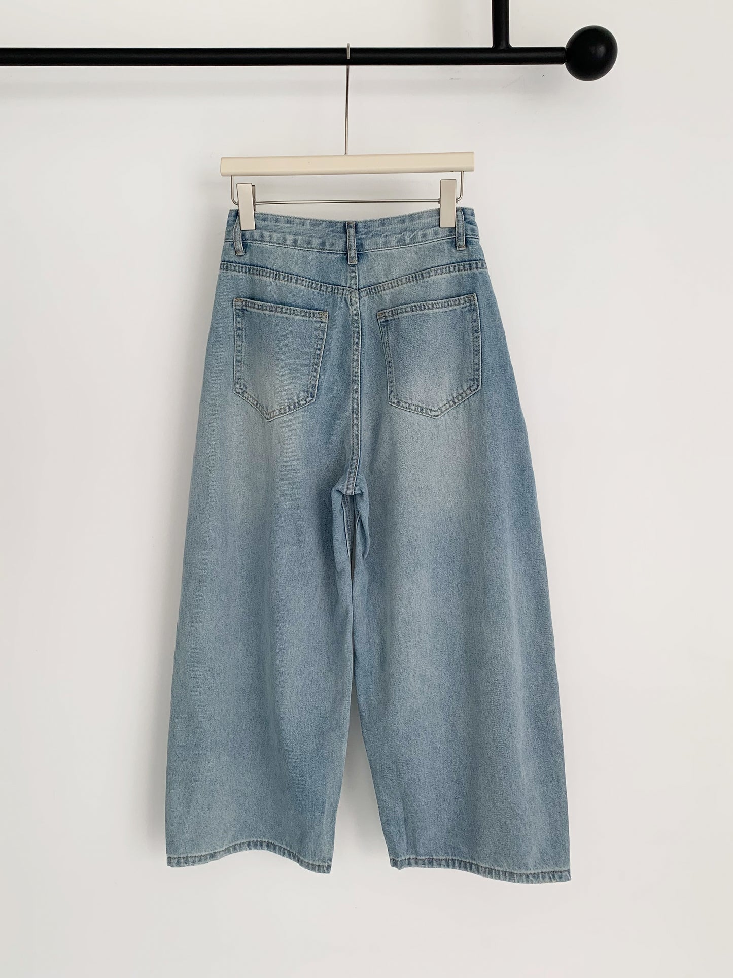 [Rêverit] Tapered Ankle-Crop Light Denim Jeans