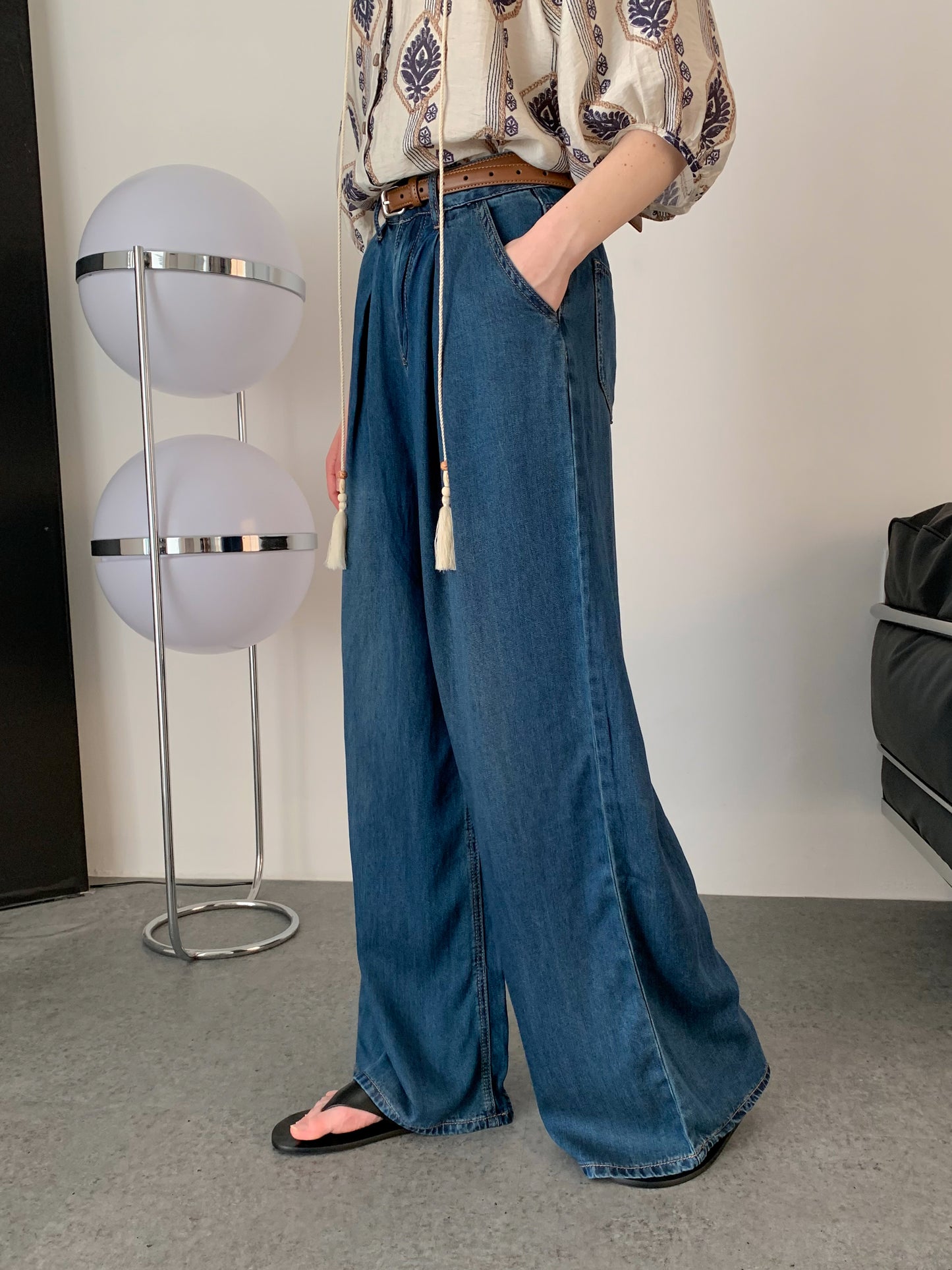[Rêverit] Pleated Tencel Wide-Leg Jeans (2 Colours)