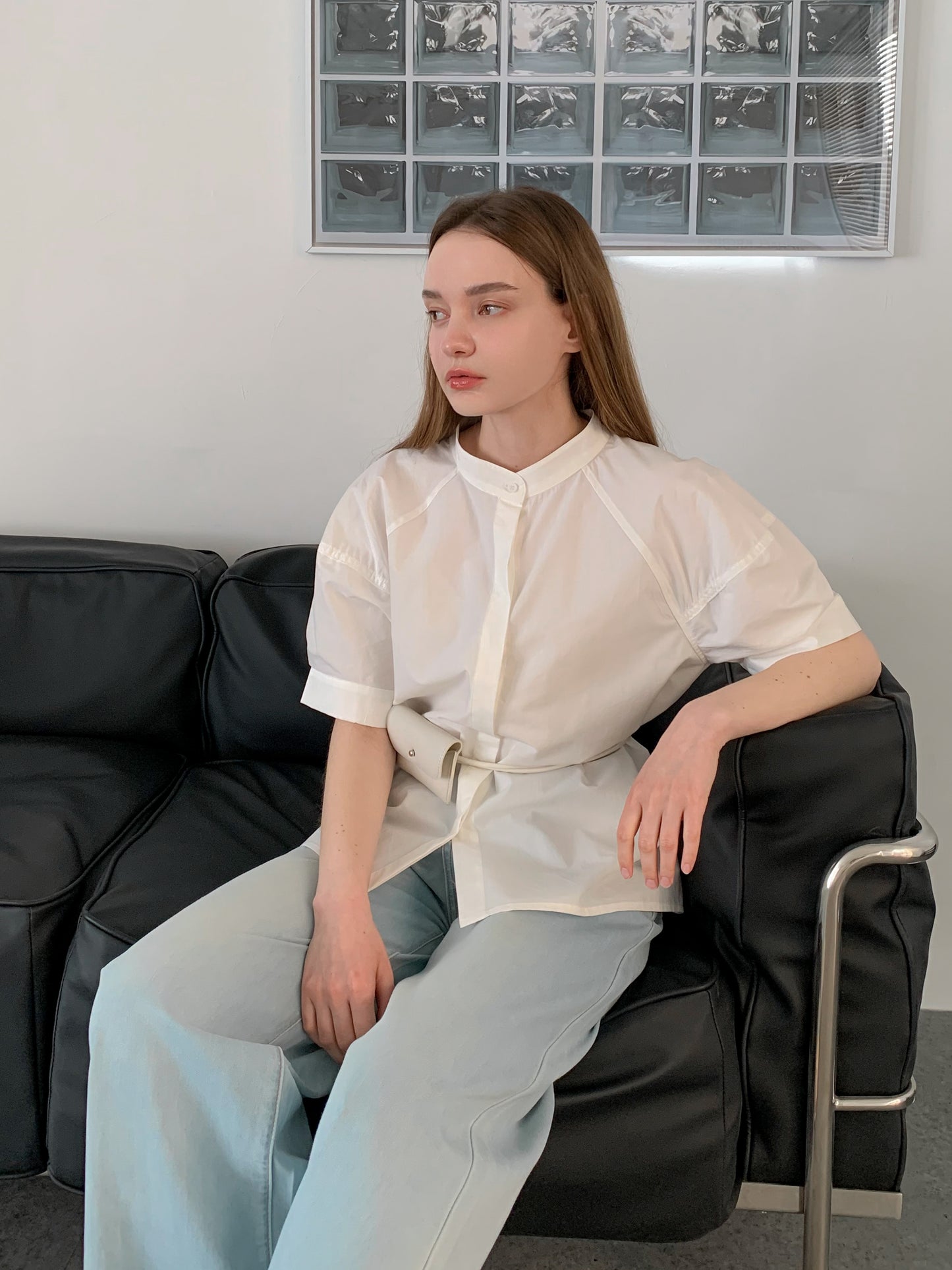 [Rêverit] Structured Puff-Sleeve Stand Collar Blouse (3 Colours)