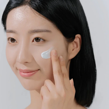 [SKIN1004] Madagascar Centella Hyalu-Cica Water-Fit Sun Serum 50ml image 2